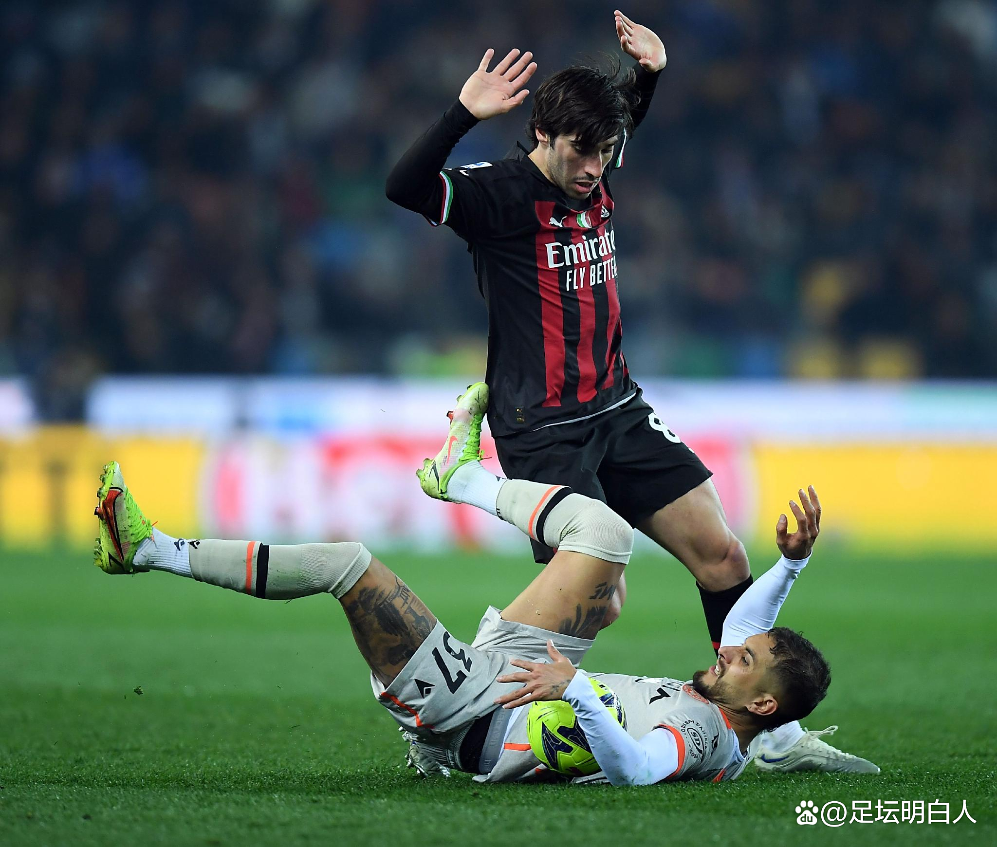 九游培训-包含AC米兰憾负瓦伦西亚,止步强的词条