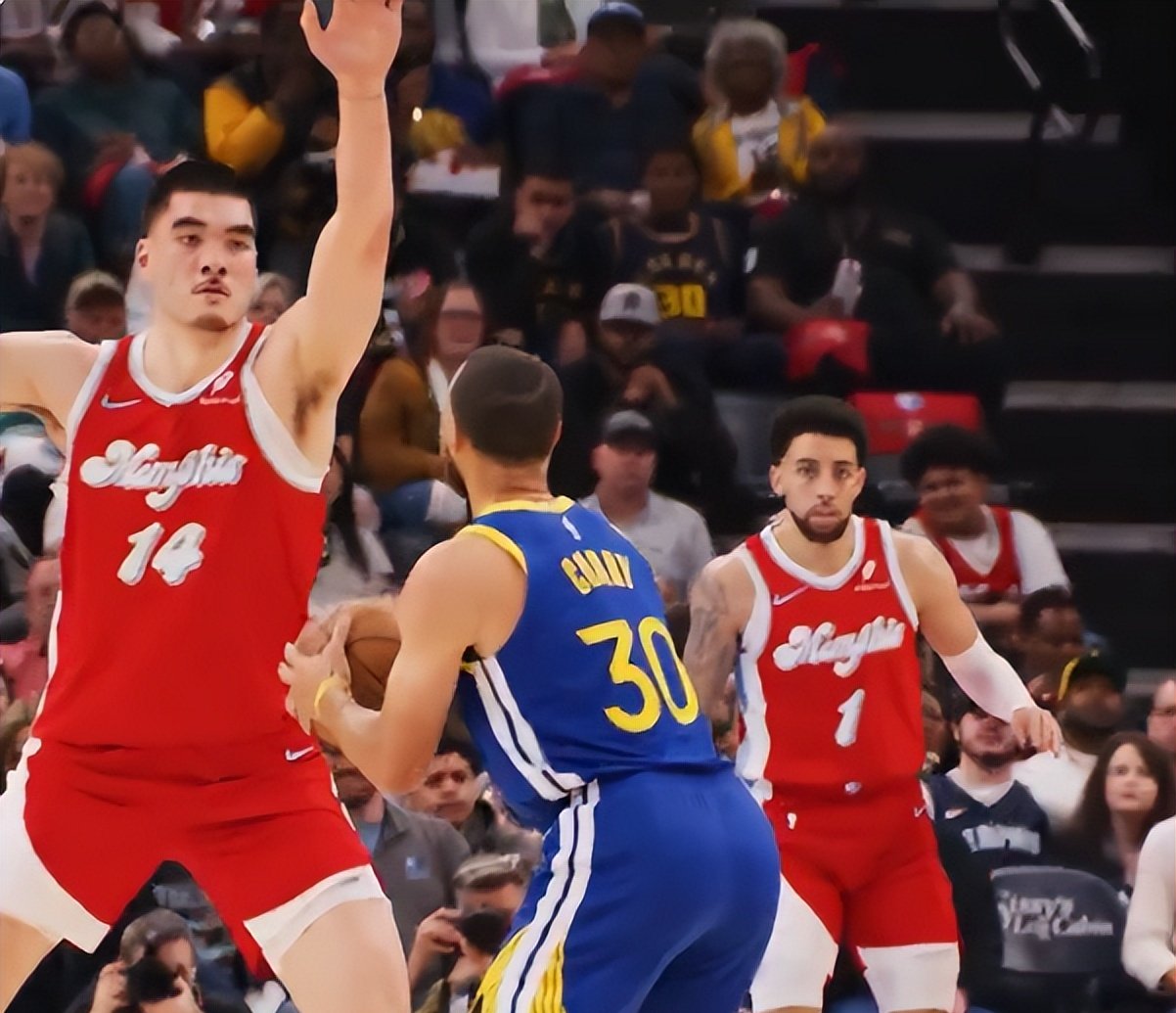 关于勇士大胜国王,全队团结击败对手的信息 关于勇士大胜国王,全队团结击败对手的信息