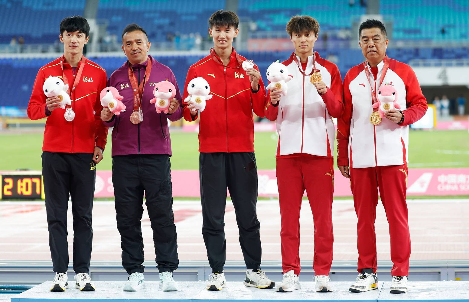 九游平台-关于全球选手集体拼搏，角逐金牌争夺战激烈展开的信息