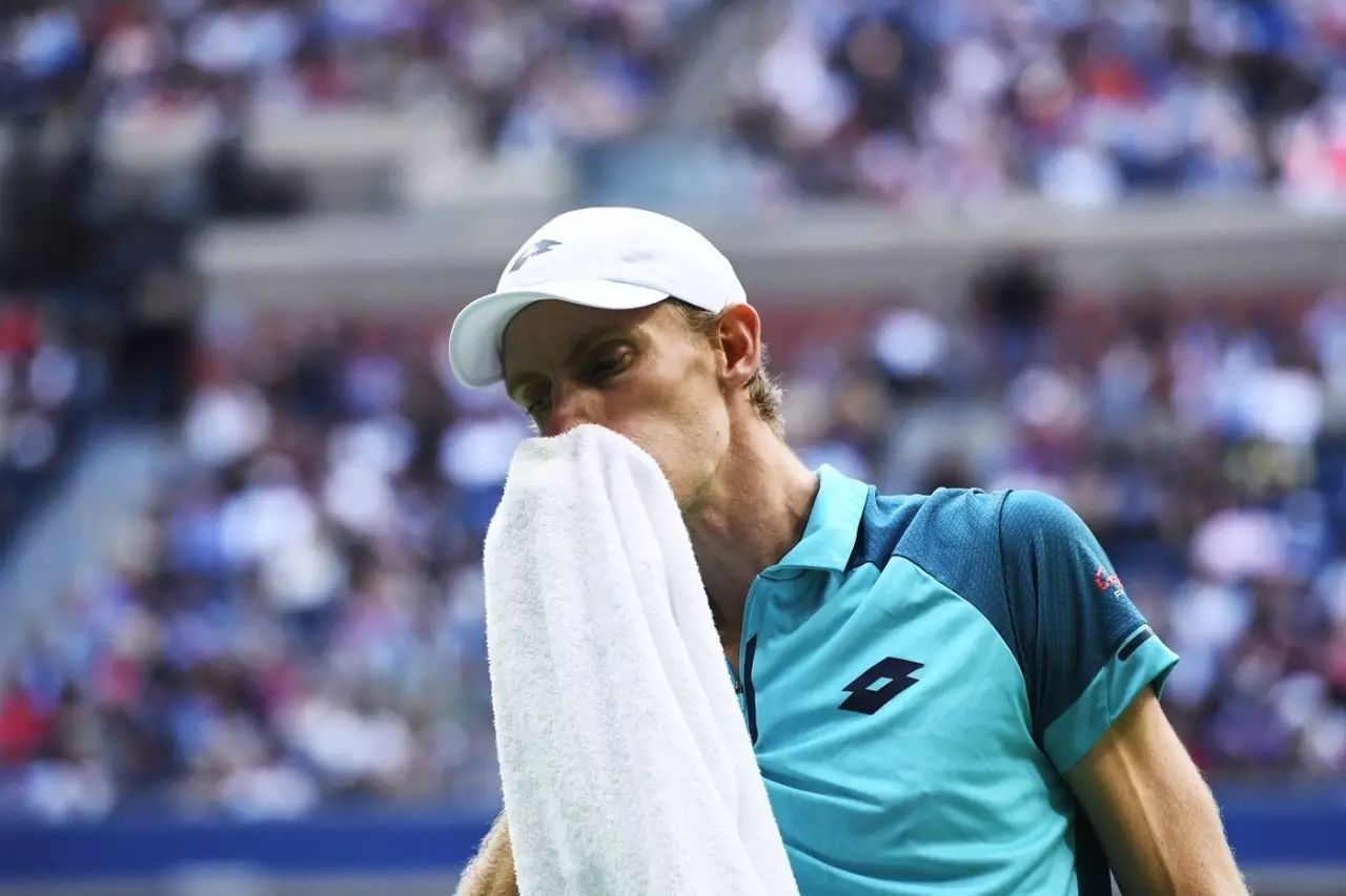 南非选手夺冠,创造历史佳绩 南非选手夺冠,创造历史佳绩